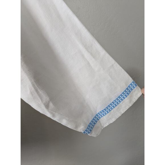 For Cynthia white linen tunic top turquoise blue stitching detail measures 3X - Picture 5 of 6